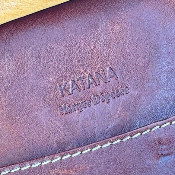 VINTAGE KATANA LEATHER SLING CROSSBODY BAG - Picture 10 of 10